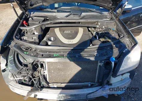 2010 Mercedes-Benz Gl 450 4Matic z USA, uszkodzony, nr VIN 4JGBF7BE9AA578906